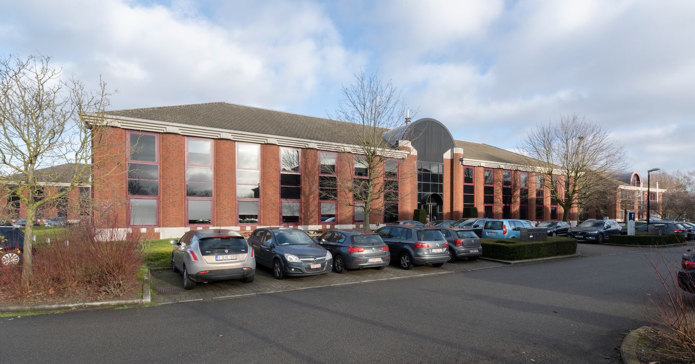 2.000 m² kantoren/polyvalente ruimte nabij R0 - foto 2