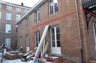 Appartement van 2026 met volgende eigenschappen:° Meest centrale punt van Tongeren tussen kwalitatieve geklasseerde gebouwen° BEN waarden rond 0 dus...