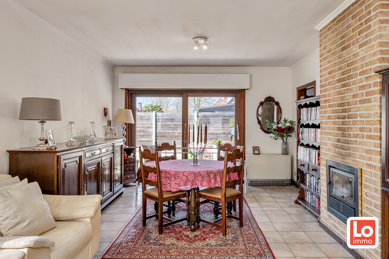 Gelijkvloerse open woning met dubbele inpandige garage en zonnige tuin op een toplocatie nabij het centrum van Lochristi! - foto 5