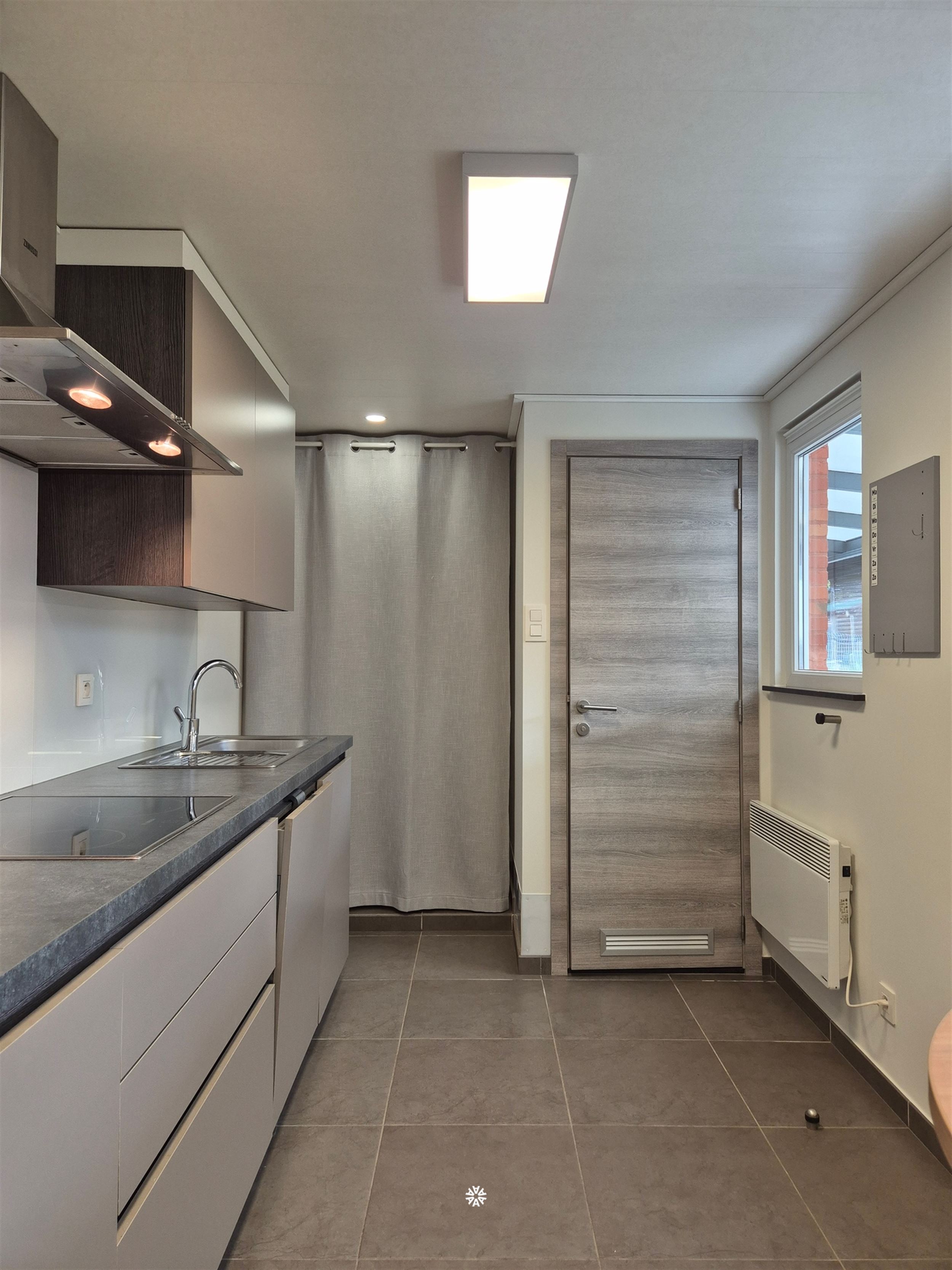 Piekfijne woning met twee slaapkamers en garage - foto 5