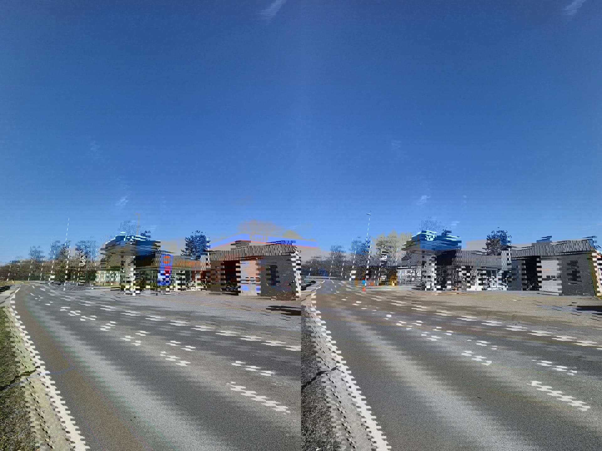 Handelsruimte met veel potentieel te Hansbeke - foto 2