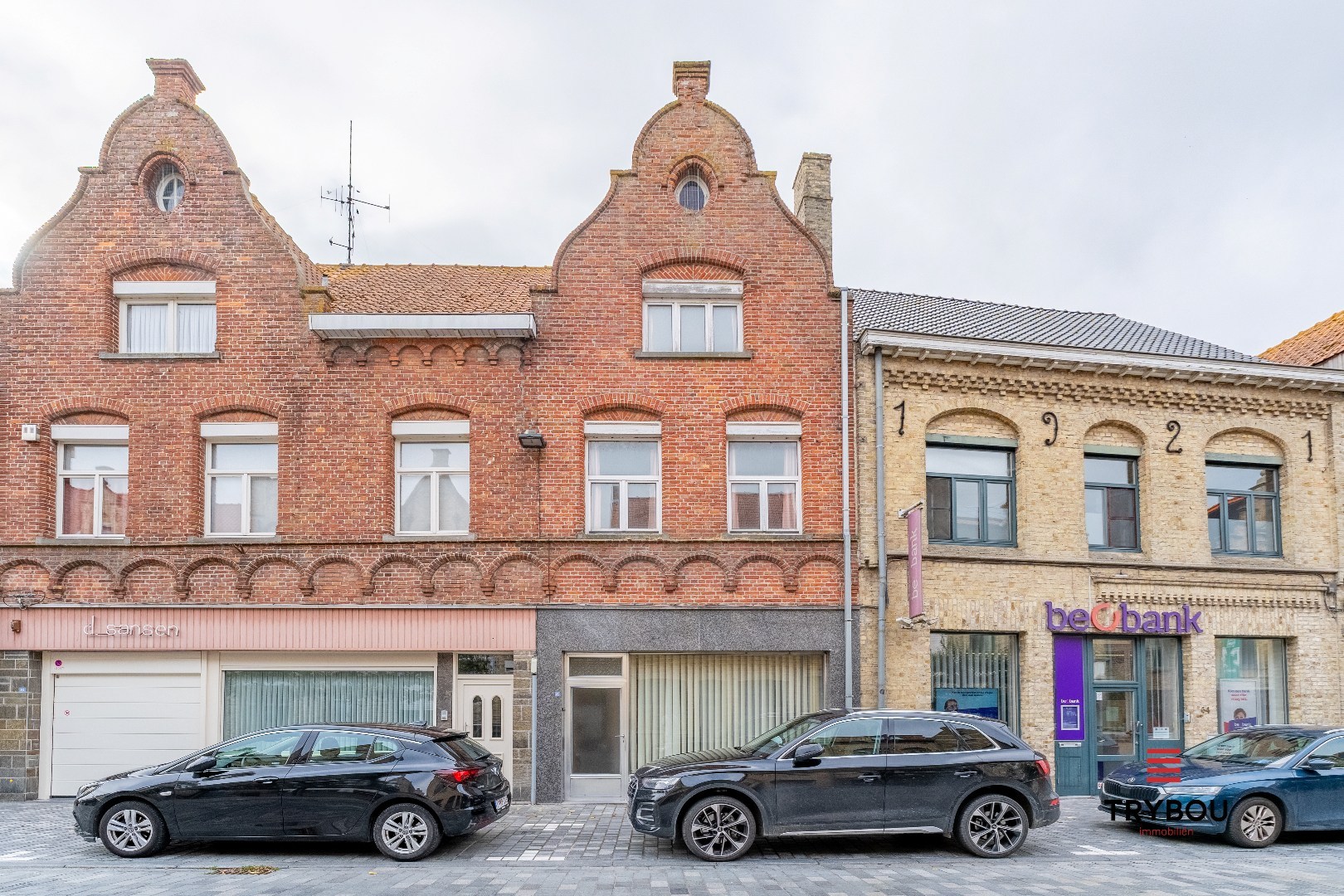 🏠 Te koop in het hart van Diksmuide – Woning met woon-winkelcombinatie en charmant stadstuintje - foto 2