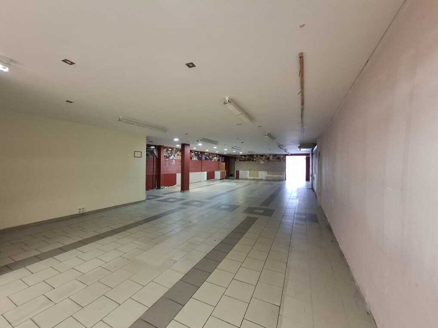 Ruim commercieel pand op toplocatie in Antwerpen! - foto 4