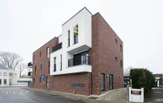 Uitstekend gelegen 2 slaapkamer appartement in het centrum! Dit betreft een appartement in het centrum van Vrasene voorzien van alle hedendaags...