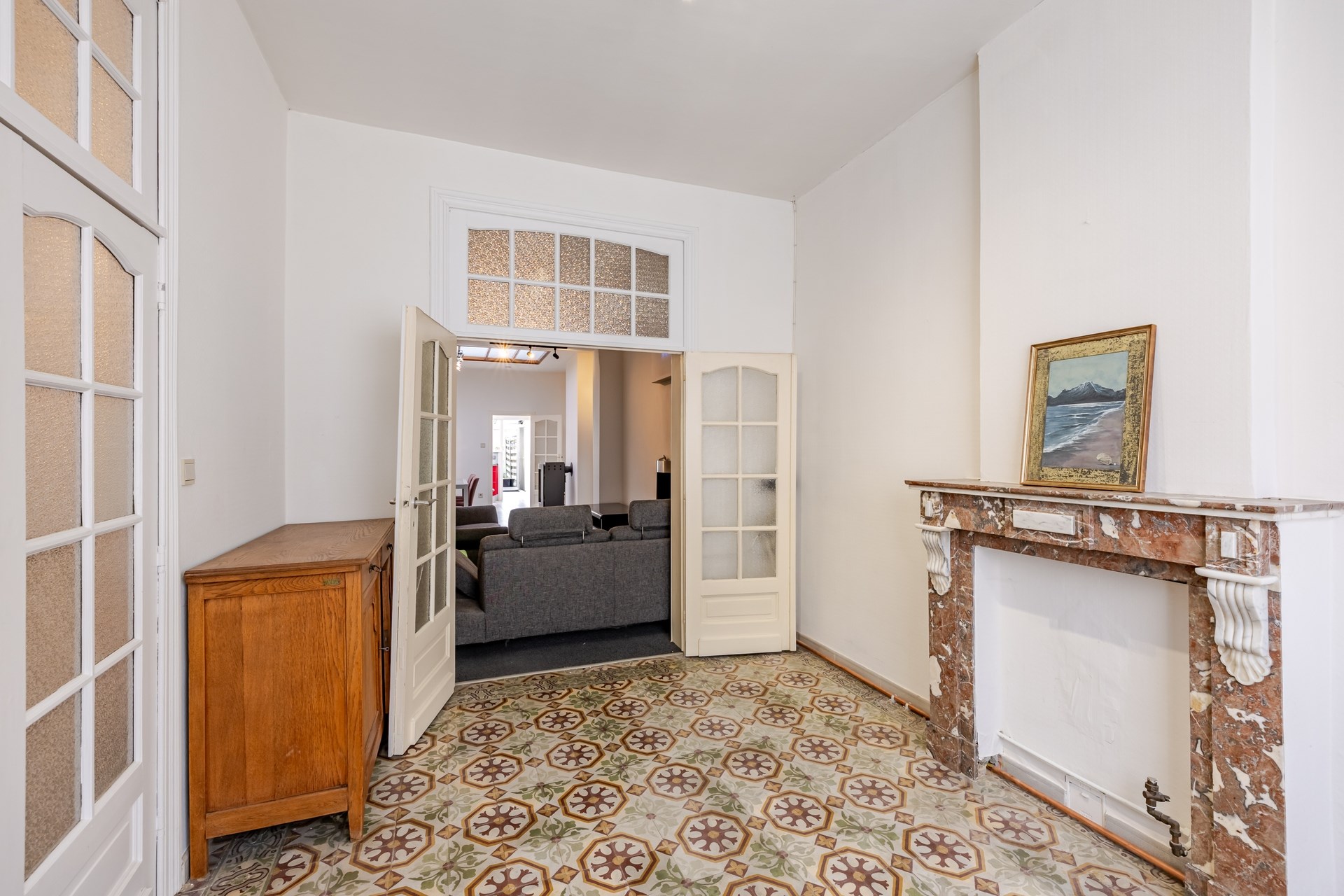 Een ruime en veelzijdige stadswoning met tuin - foto 3