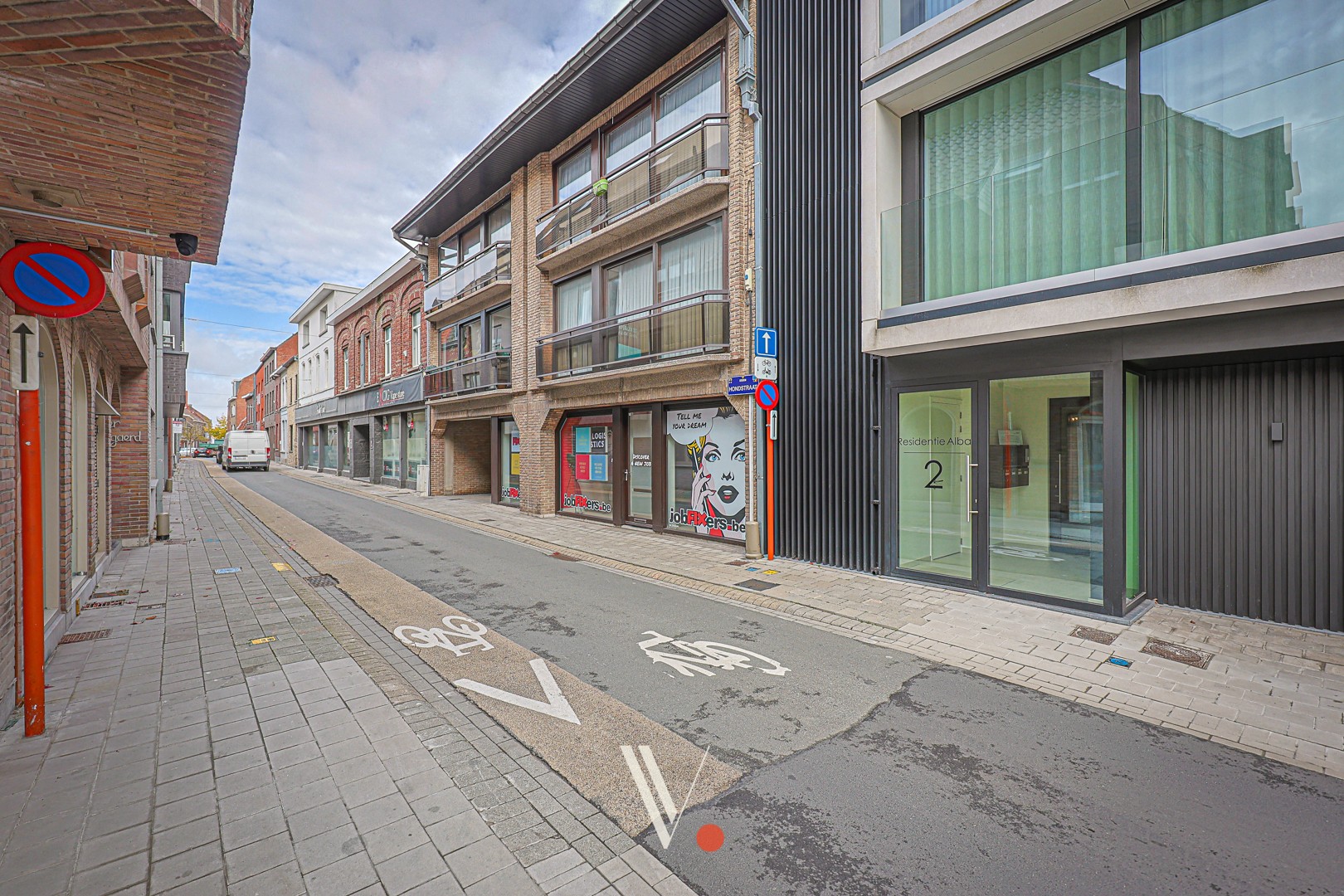 Instapklare studio met garage in hartje Izegem - foto 2