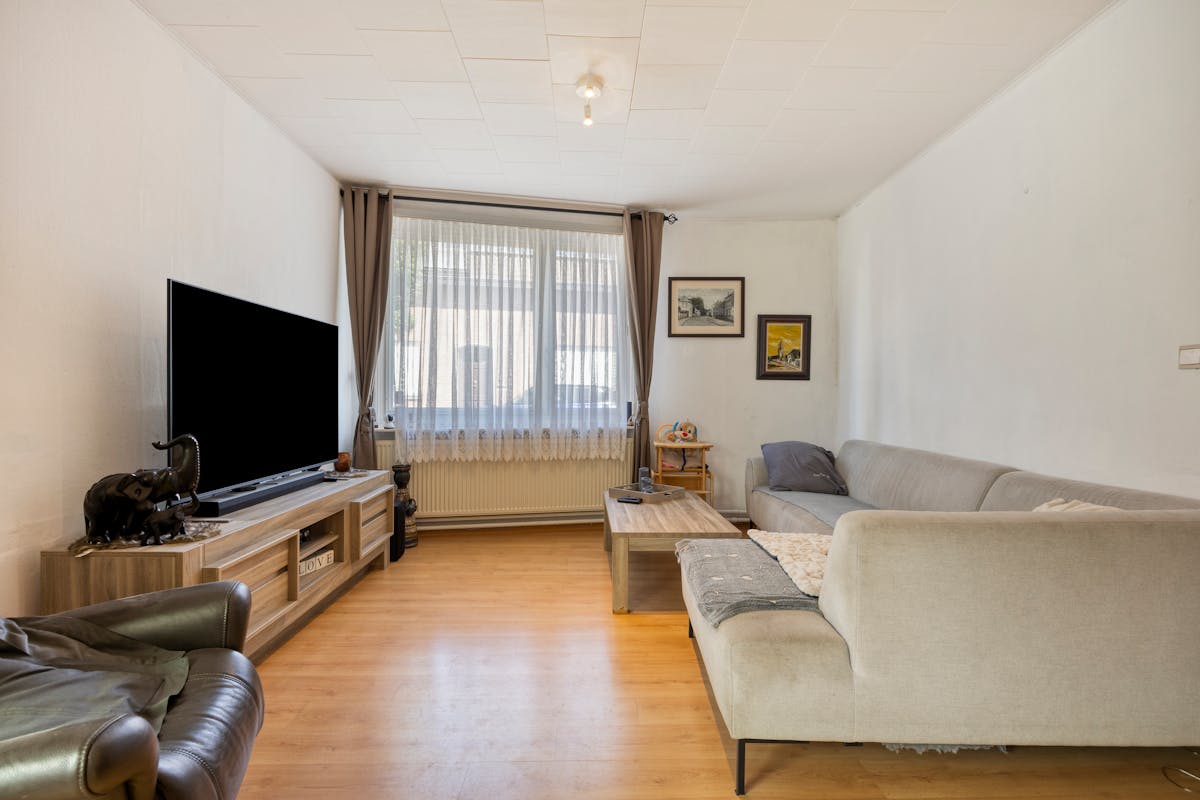 Uitzonderlijk ruime woning met garage te koop in centrum Wilrijk - foto 4