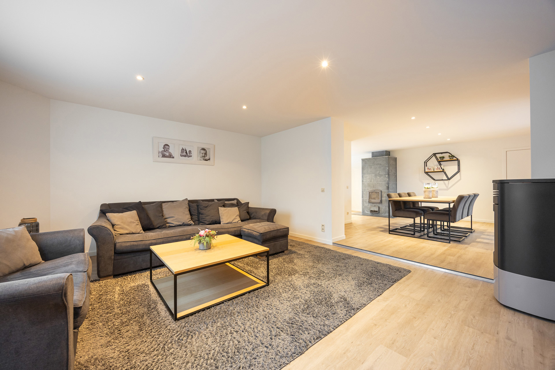 Landelijk gelegen woning met 4 slaapkamers, polyvalente werkruimte en binnenzwembad.  - foto 4