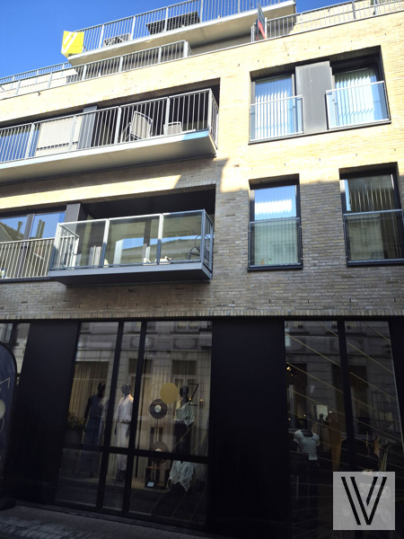 Luxueus recent appartement met prachtig terras met garage/autostaanplaats - foto 2