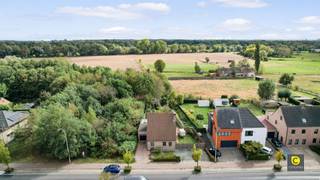 PREMIER JOUR DE VISIONNEMENT SAMEDI : 4 octobre 2025. Inscription obligatoire : info@coprimmo.be ou 03/449.49.77 Découvrez cette charmante maison...