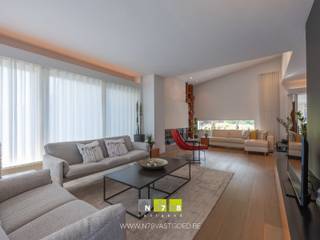 <span><strong>KARAKTERVOLLE VRIJSTAANDE WONING MET PRACHTIGE TUIN OP EEN PERCEEL VAN 15A61CA TE DILSEN-STOKKEM.<br /><br />TROEVEN<br /></strong>- Stijlvolle inrichting met veel maatwerk.<br />- Prachtige siertuin met vijver.<br />- Centrale ligging.<br />- Energielabel D : geen renovatieverplichting! <br />- Ruime woning met een bewoonbare oppervlakte van 187 m².<br />- Mogelijkheid om bureau om te vormen tot slaapkamer op het gelijkvloers.<br />- Volledig onderkelderd.<br />- Inpandige garage.<br /><strong><br />KELDERVERDIEPING (158m²) | VOLLEDIG ONDERKELDERD <br /></strong>- Deels gebruikt geweest als praktijkruimte met toilet en douche. <br />- Inpandige garage met sectionale poort. <br />- Cv-ruimte. <br />- Bergruimte. <br /><strong><br />GELIJKVLOERS <br /></strong>- Inkomhal (2,96m x 3,91m = 11,57m²): maatkasten, trap naar verdieping,tegelvloer. <br />- Woonkamer (9,32m x 4,25m = 39,61m²): stijlvol ingericht met maatkasten, gashaard, veel lichtinval dankzij grote raampartijen, parket. </span><br /><span>- Keuken (5,36m x 3,57m = 19,14m²): geïnstalleerd met onder-bovenkasten, lades, kolomkast, inductiekookplaat, dampkap, oven, combi-oven, koelkast, vaatwasser; ziteiland, tegelvloer. <br /></span>- Eetkamer <span>((2,60m x 3,60m) + (3,88m x 3,54m) = 23,10m²): ingericht met maatkasten, schuifraam naar terras, veel lichtinval dankzij grote raampartijen, tegelvloer. </span><br /><span>- Toilet 1 (1,79m x 0,75m = 1,34m²): hangtoilet, spoelbakje, wandbetegeling, tegelvloer.<br /></span>- Toilet 2 <span> (1,19m x 0,85m = 1,00m²): hangtoilet, wandbetegeling, tegelvloer. </span><br /><span>- Wasplaats (1,82m x 0,92m = 1,67m²): aansluiting wasmachine/droogkast, deels wandbetegeling, tegelvloer. </span><br /><span>- Bureau (3,47m x 3,86m = 13,39m²): mogelijk in te richten als slaapkamer, glazen deur naar de hal, maatkasten, tegelvloer. </span><br /><span>- Sas (3,80m x 1,52m = 5,78m²): tegelvloer.<br />- Berging (1,06m x 0,85m = 0,90m²): tegelvloer. </span><br /><br /><span><strong>VERDIEPING</strong> <strong>+01 </strong></span><br /><span>- Overloop (2,68m x 2,87m = 7,69m²): trap naar het gelijkvloers,tapijt.<br />- Slaapkamer 1 ((2,75m x 3,12m) + (4,68m x 3,43m) = 24,63m²): maatkasten, raam naar het terras, airco, tapijt. <br />- Slaapkamer 2 (2,96m x 5,67m = 16,78m²): lavabo, laminaat. <br />- Slaapkamer 3 (3,67m x 3,51m = 12,88m²): lavabo, vinyl. <br />- Badkamer (2,46m x 2,95m = 7,26m²): ingericht badmeubel met dubbele lavabo,kolomkast; ligbad, aparte douche, wandbetegeling, tegelvloer.<br /><br /><strong>DIVERSE VERNIEUWINGEN</strong><br />- 2007 : nieuwe keuken<br />- 2016: nieuwe woon-en eetkamer ingericht met architect. <br /><br /><strong>VERDIEPING</strong> <strong>+02 | bereikbaar via zolderluik. </strong><br />- Zolderruimte : niet toegankelijk door isolatie. </span><br /><br /><span><strong>EXTERIEUR</strong></span><br /><span>- Volledig omheinde tuin. <strong><br /></strong>- Prachtige siertuin met vijver. <br />- Zonneterras. <br />- Tuinhuis. <br />- Watervoorziening door druppelsysteem. <br />- Oprit met elektrische toegangspoort. <br /><span><br /></span>Bekijkt u deze advertentie via een aanverwante vastgoedsite, surf dan zeker naar onze website <strong>www.N78vastgoed.be</strong> voor een uitgebreide beschrijving en foto's. <strong>Meer info: +32 (0)89 86 18 88 of info@N78vastgoed.be.</strong></span>