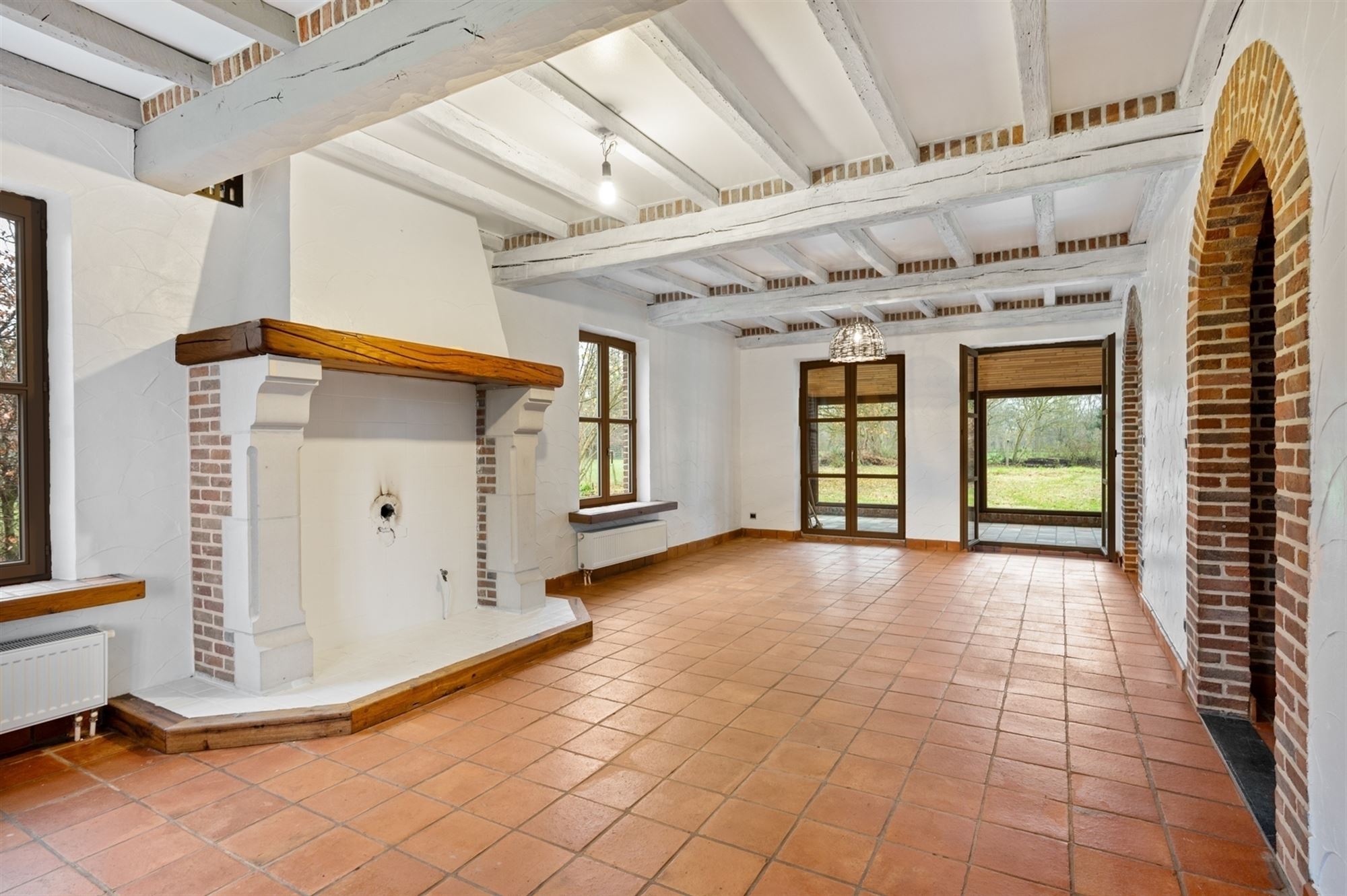 Exploitatiewoning op een perceel van + 1HA, volledig omgeven door groen, te Bonheiden. - foto 3