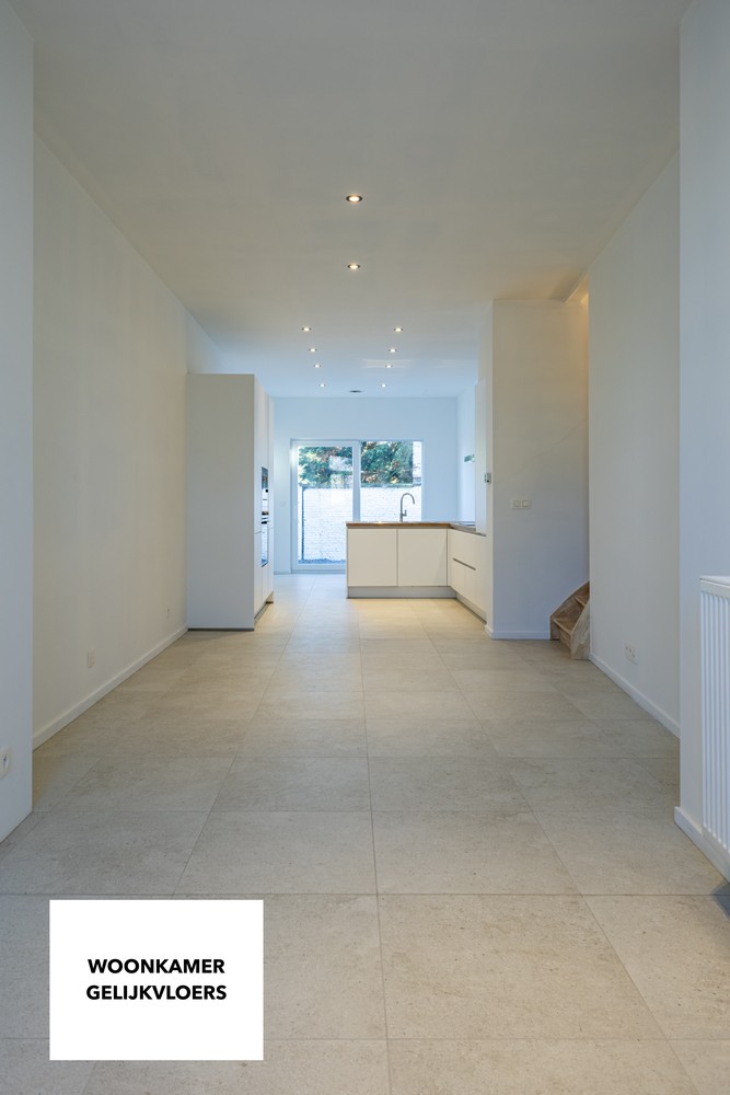 Volledig gerenoveerde, super energiezuinige woning met 2 SLPK's (3 mogelijk) &amp; tuin - foto 2