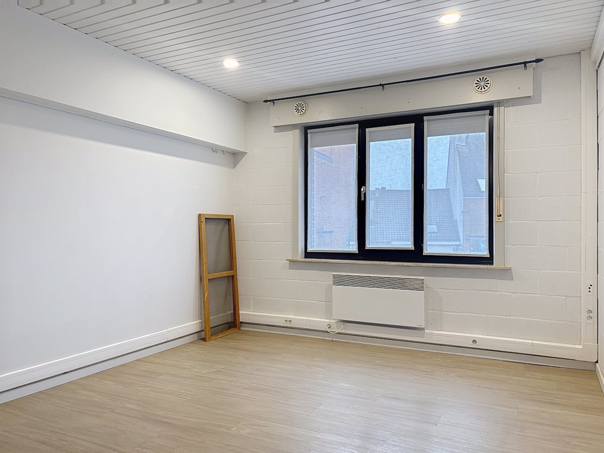 Appartement d'une chambre dans le centre de Roeselare. - photo 5