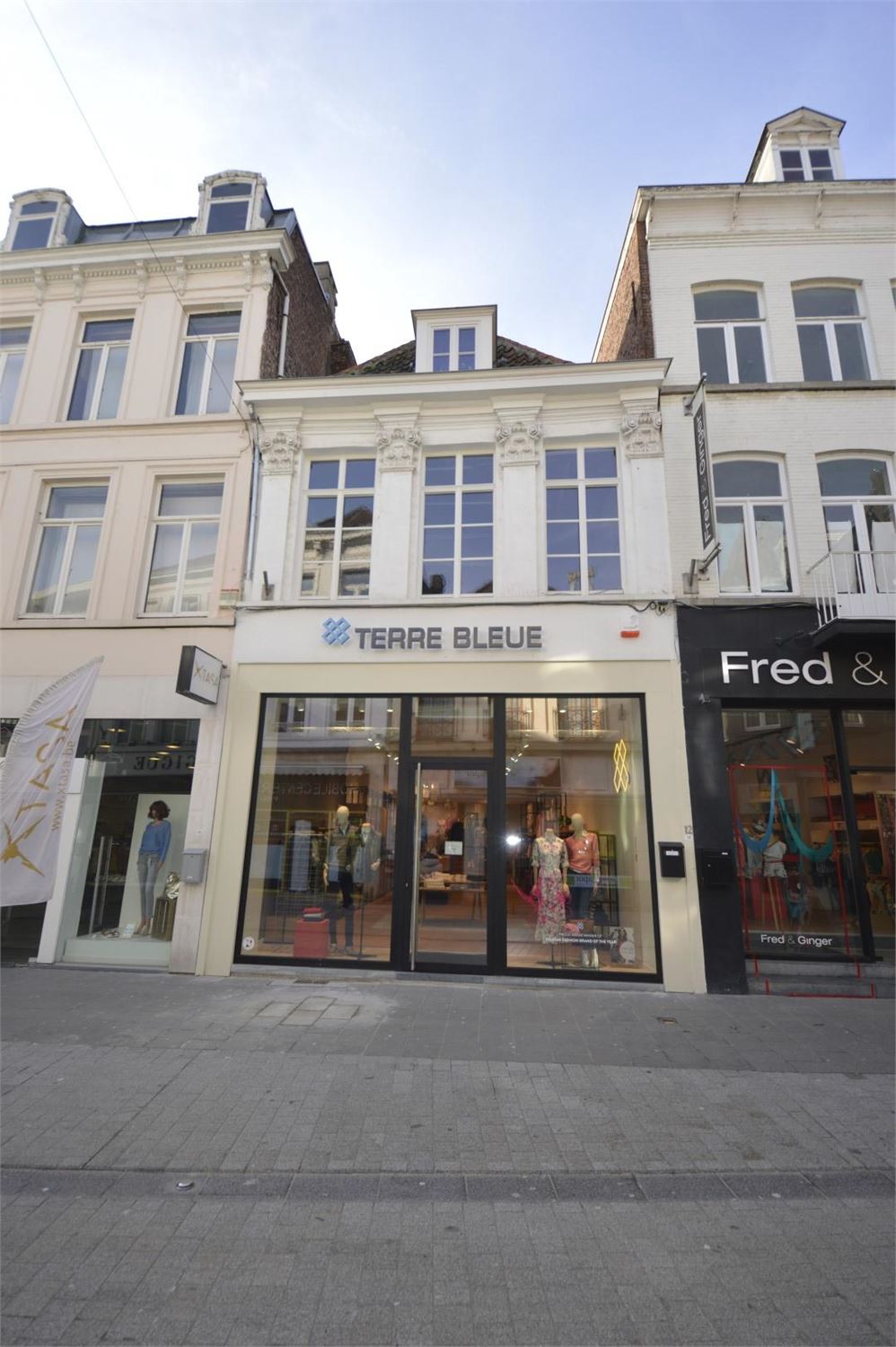 TOP GELEGEN COMMERCIËLE EIGENDOM HARTJE KORTRIJK - foto 1