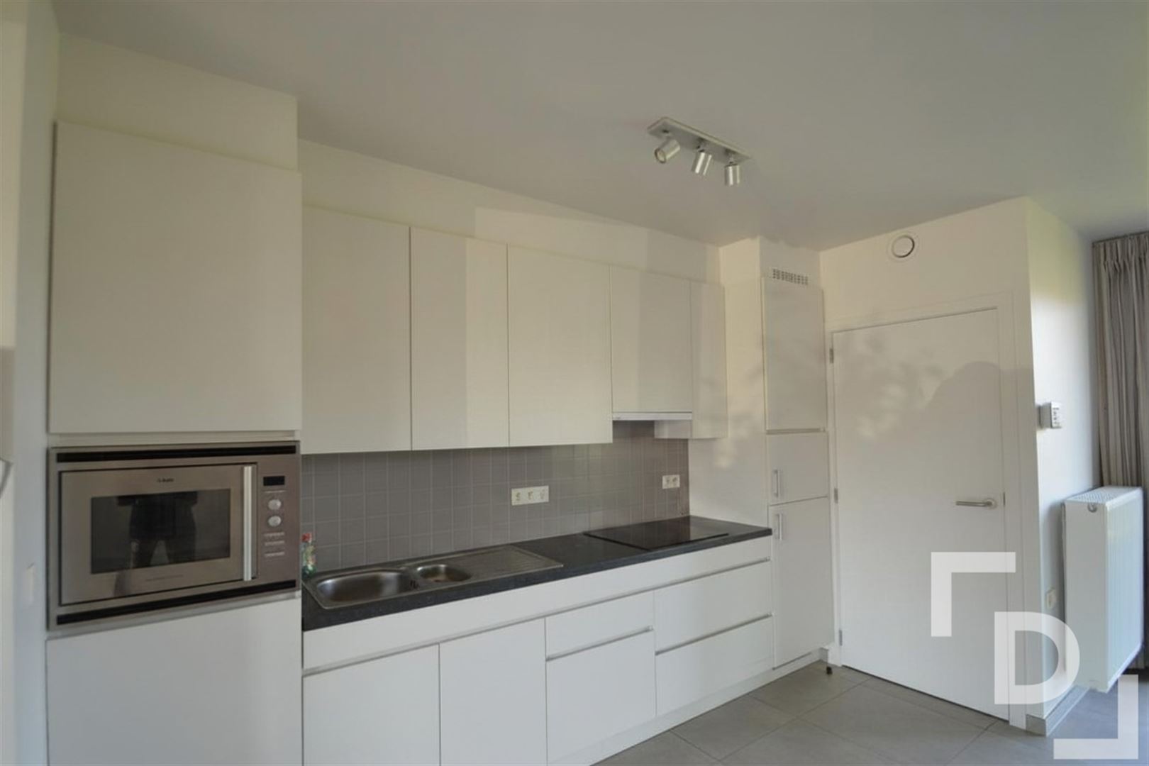 Gelijkvloers appartement met garage en terras - foto 4