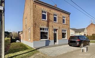 Ruime gezinswoning met 3 slaapkamers in Vorst.De ligging  van Vorst met vlotte verbinding naar Tessenderlo/E313 en Diest/E314. Deze woning heeft...