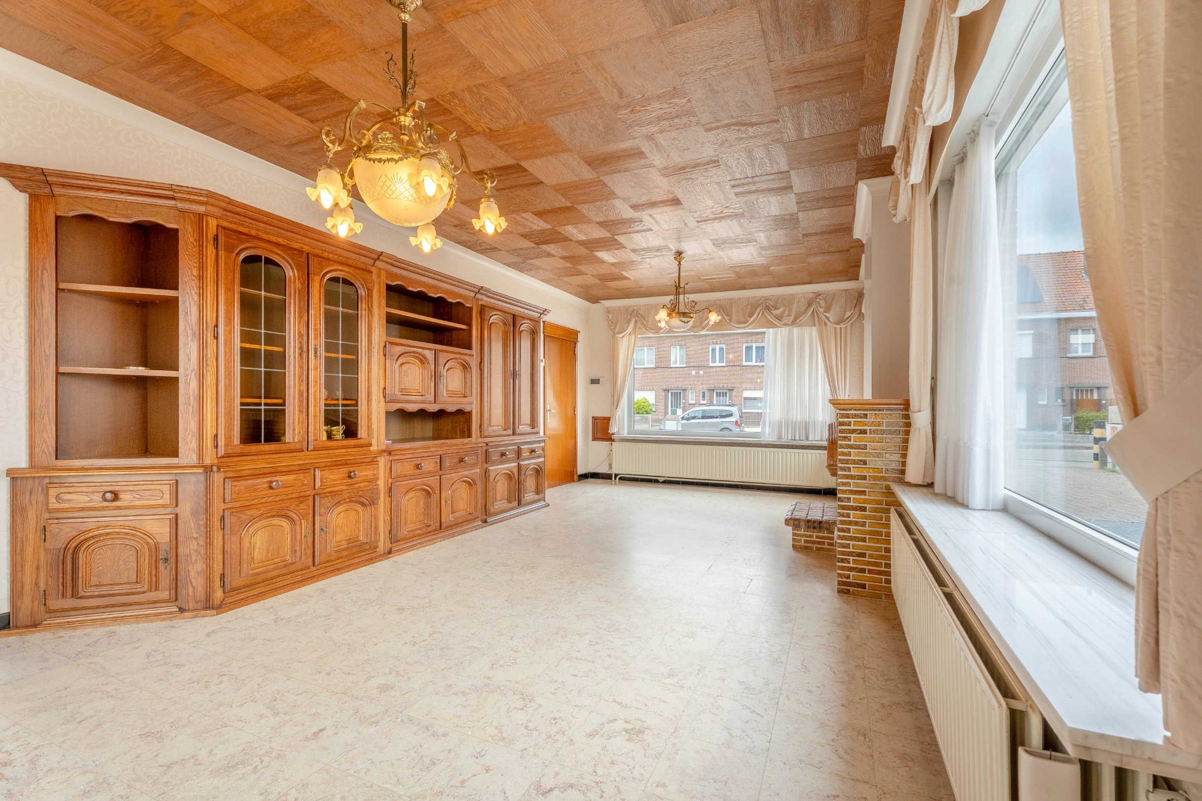 RUIME WONING MET 4 SLAAPKAMERS EN OPSLAGPLAATS/MAGAZIJN - foto 4