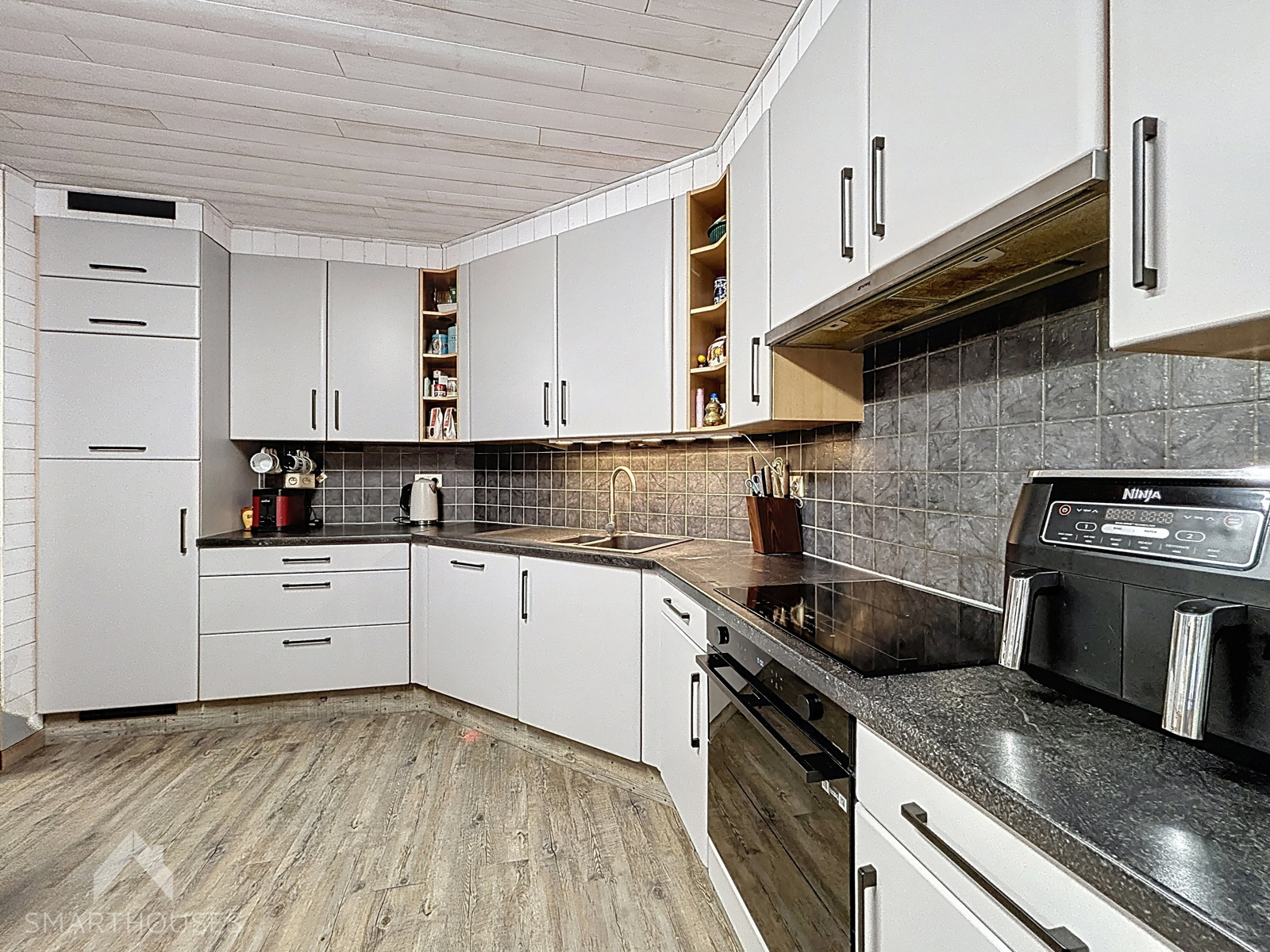 Halfopen rustig gelegen woning met 5 slaapkamers - foto 4