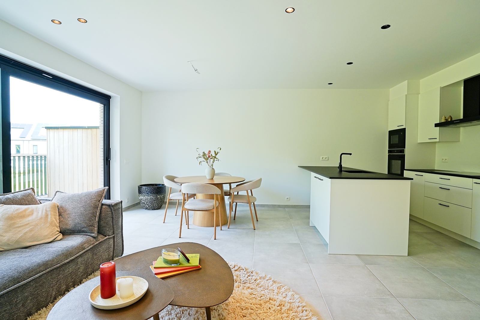 Apartment for sale in Beveren-Kruibeke-Zwijndrecht with 2 bedrooms - photo 4
