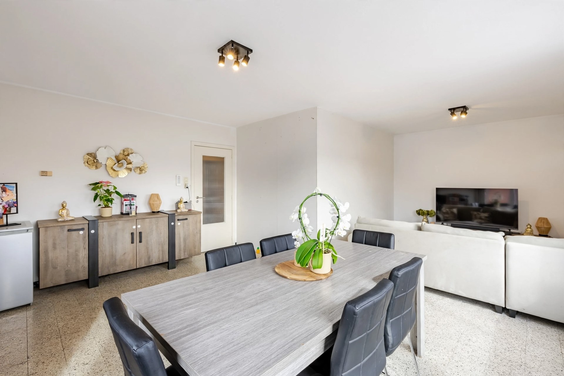 Gunstig gelegen appartement met 2 slaapkamers - foto 5