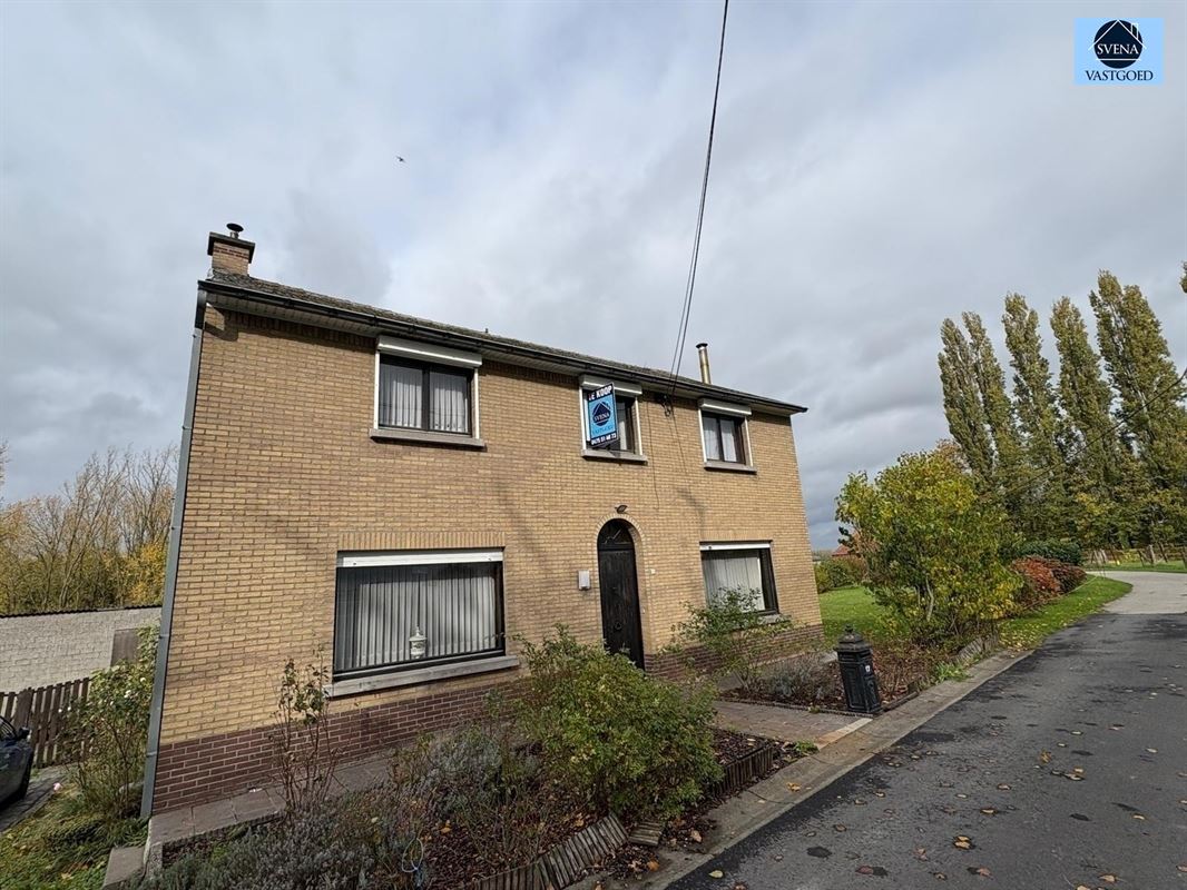 TE RENOVEREN WONING MET TUIN, WEILAND EN BINNENSTAL OP CA. 70 ARE - foto 2