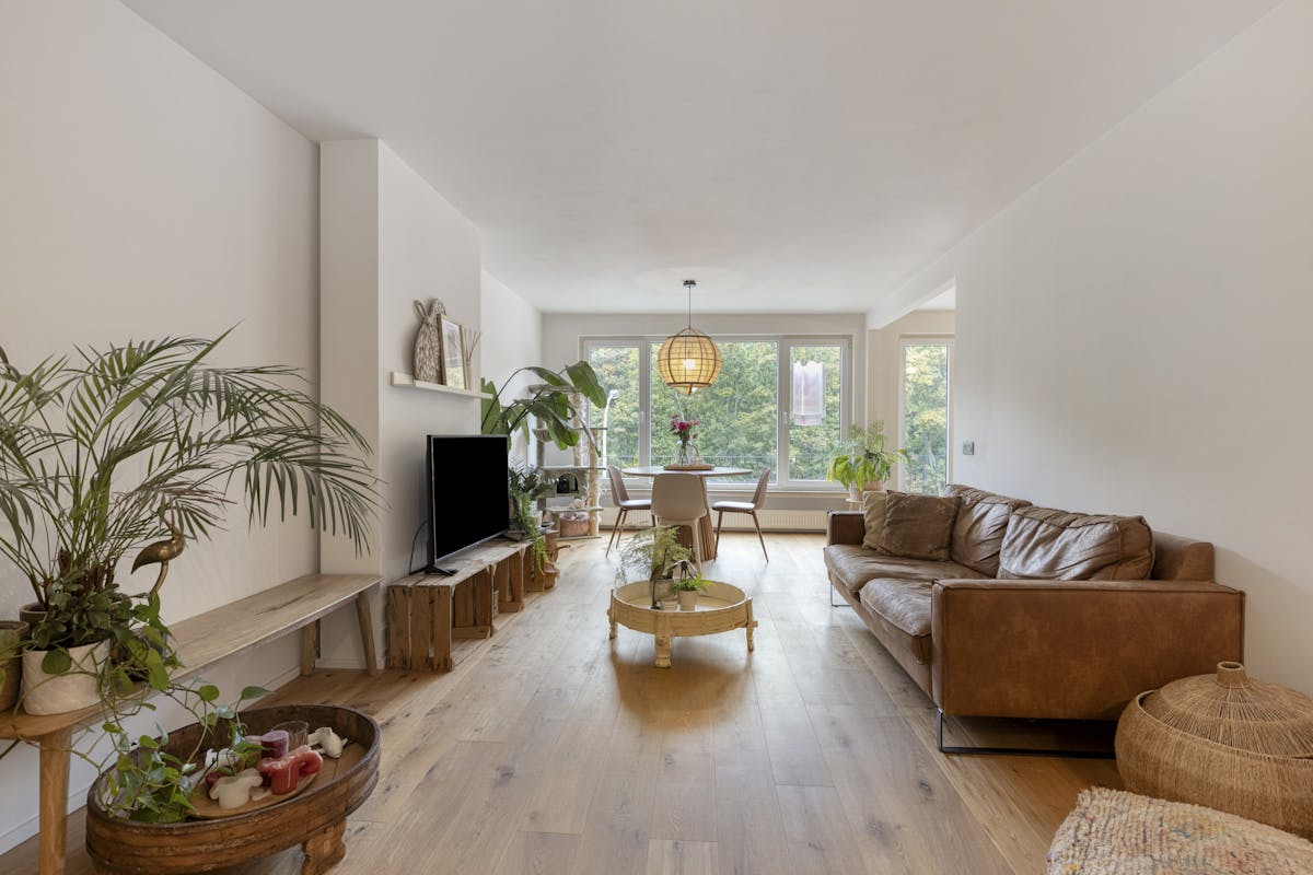 Charming two bedroom apartment in Deurne! - photo 1