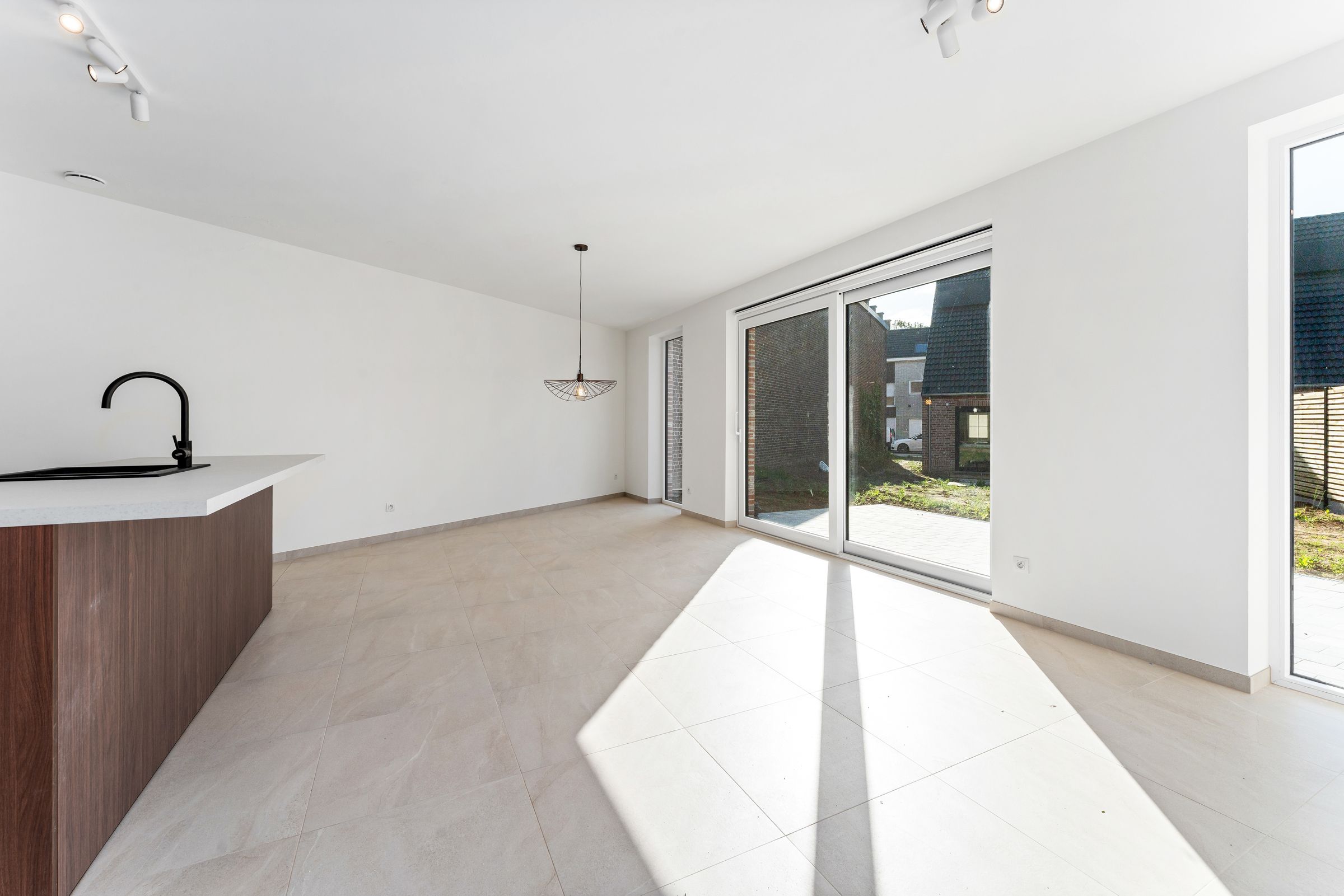 Nieuwe woning met 3 slaapkamers te Bavikhove - foto 2