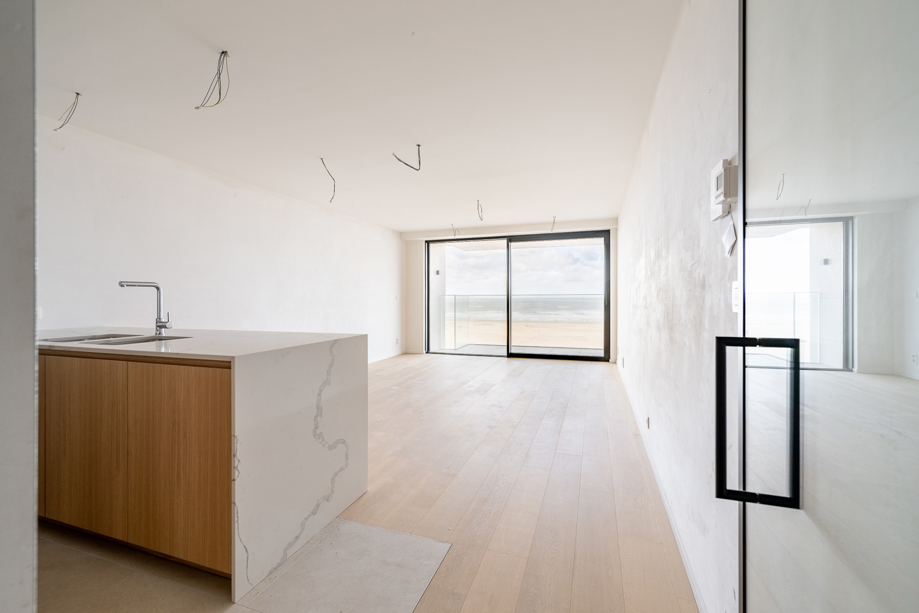 Nieuwbouwappartement met panoramisch zeezicht  - foto 4