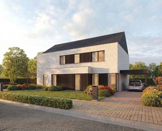 Op een prachtig perceel van 550m² verrijst binnenkort een halfopen woning, een toonbeeld van strakke en moderne architectuur. Stelt u zich eens voor: een stijlvolle entree met toilet en ruimte voor een vestiaire, die u verwelkomt in een lichte woonkamer met een naadloos geïntegreerde open keuken. Deze keuken, het hart van het huis, vormt de perfecte achtergrond voor gezellige etentjes en warme gesprekken. En laten we de handige berging niet vergeten, ideaal voor al uw opslagbehoeften. De elegantie zet zich voort op de bovenverdieping, waar u drie comfortabele slaapkamers vindt, samen met een stijlvolle badkamer. Elk detail van deze woning is zorgvuldig overwogen om comfort en esthetiek te combineren, waardoor u de perfecte balans vindt tussen functionaliteit en moderne luxe. Bent u klaar om de stap te zetten naar het huis van uw dromen?