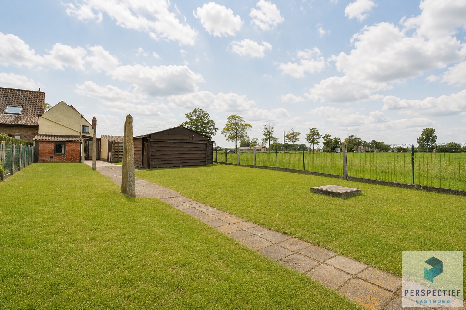 Te renoveren woning met rondom landelijke uitzichten - foto 4