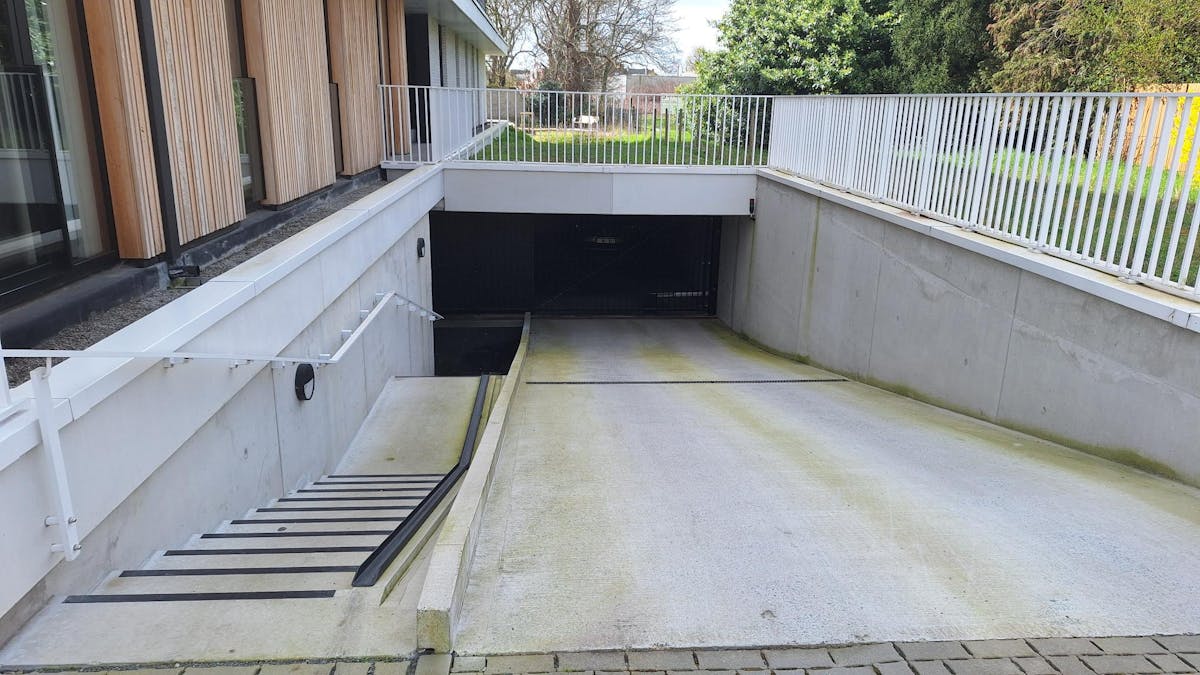 Overdekte autostaanplaats te koop in Sint-Amandsberg - foto 3