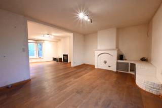 Deze gezellige en ruime woning is gelegen in de Sint Jansstraat 59 in Staden, op wandelafstand van het centrum en alle voorzieningen.Op het...