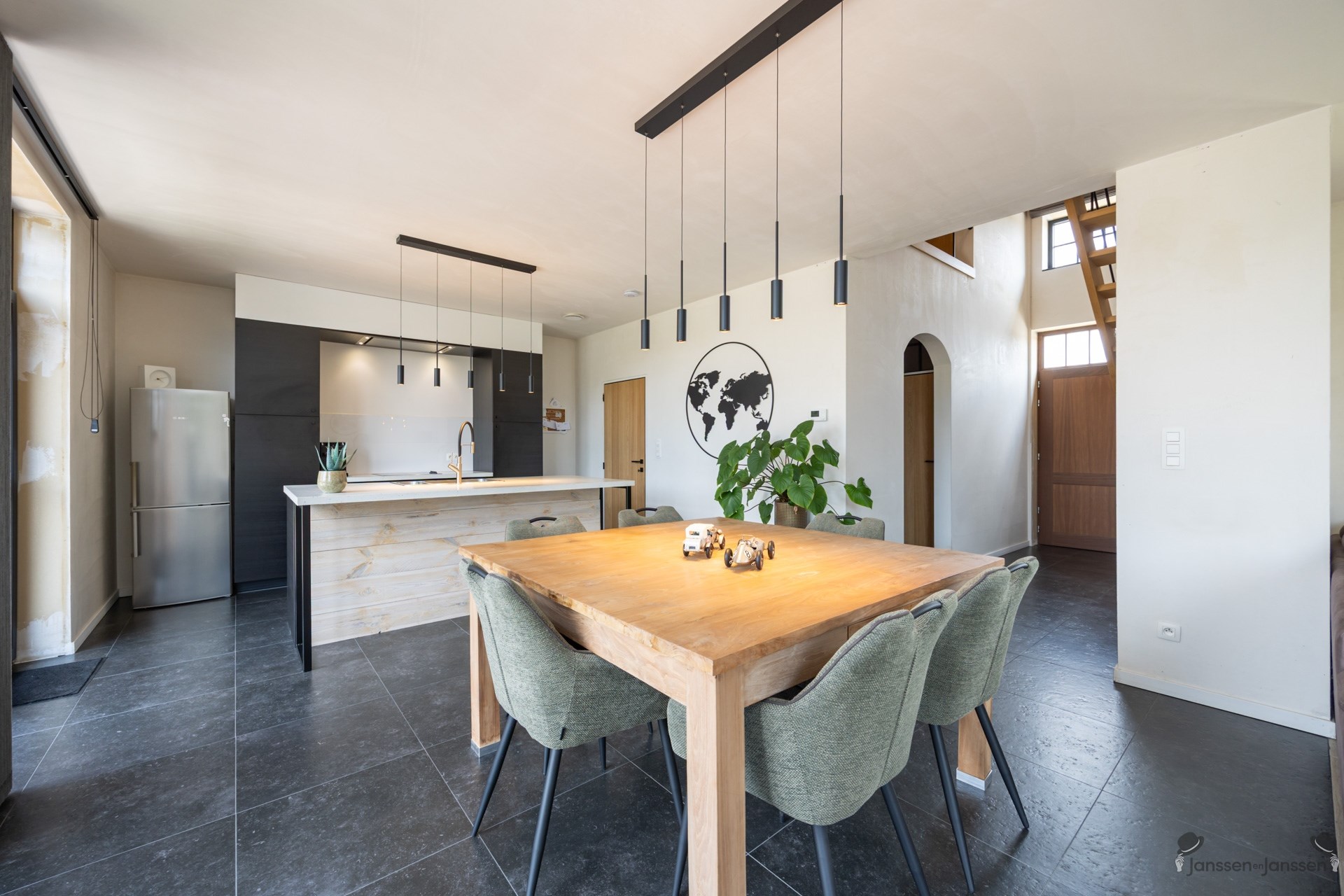 Recente woning met 3 slaapkamers op 482 m² - foto 3