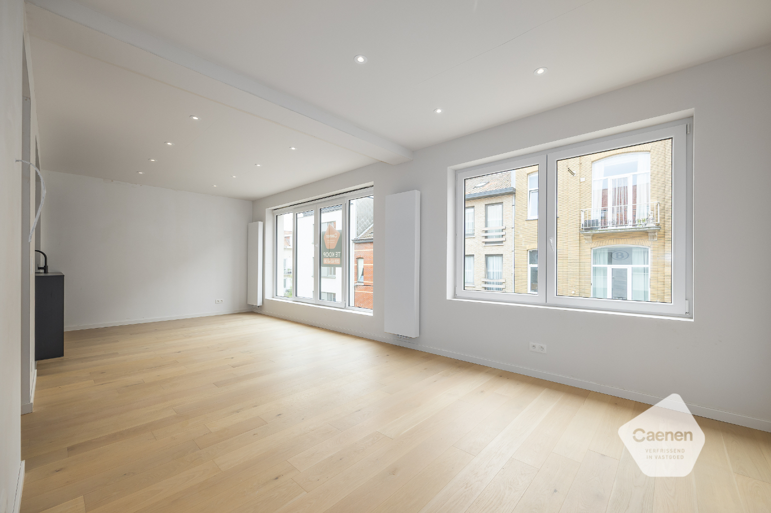 Ruim, gerenoveerde duplex te Mariakerke - foto 2