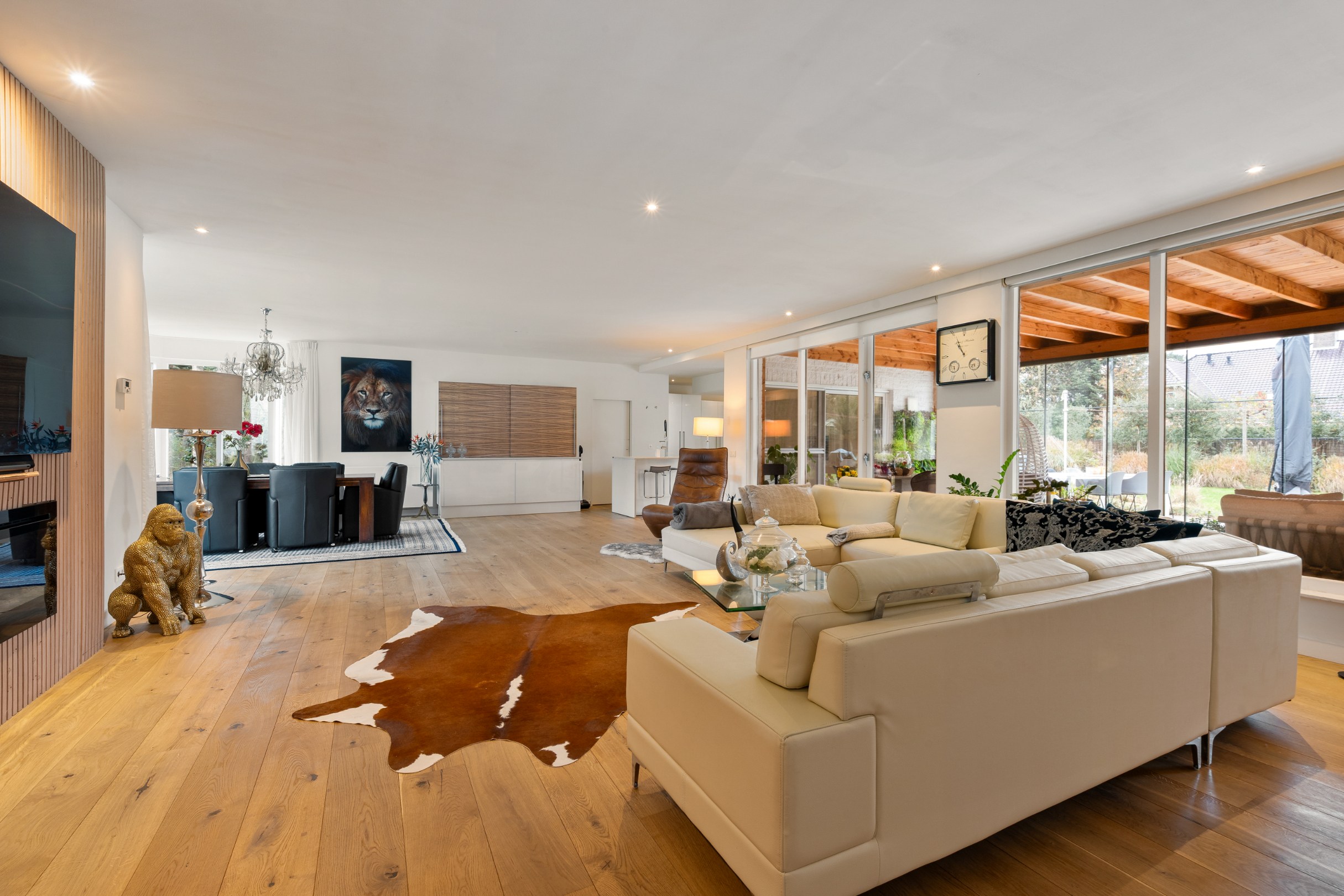 Gelijkvloerse villa met 3 slaapkamers op 2.471 m² te Pelt - foto 4