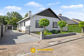 House for sale in Zelzate