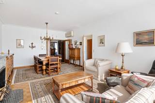 Uitzonderlijk dakappartement (+/- 103m²) met 3 slaapkamers en prachtig uitzicht op de skyline van Antwerpen!Langs de groene en prestigieuze Jan Van...