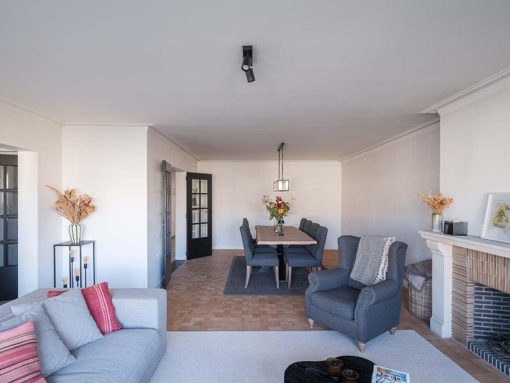 Gent centrum: Ruim appartement (3 slpkmrs) met buitenruimte, weids zicht en parkeergelegenheid nabij het het Zuidpark - Opportuniteit! - photo 4