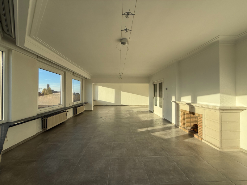 Exclusief ruim en lichtrijk appartement met panoramisch zicht op Gent (Visserij) - photo 5