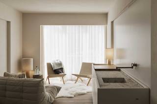 Pied-à-terre met zuidgericht terras en uniek zeezichtBen je op zoek naar een unieke stek aan de kust waar je kunt genieten van verfijnd wooncomfort...