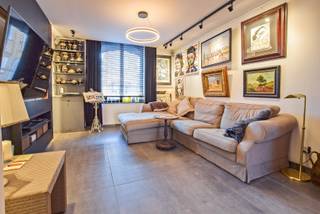 Instapklare gezinswoning met 3 slaapkamers en garage te Nieuwpoort-Stad op 158 m² De woning is in 2018 gerenoveerd en beschikt over 3 slaapkamers en...