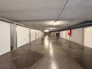 Garage for sale in Bredene