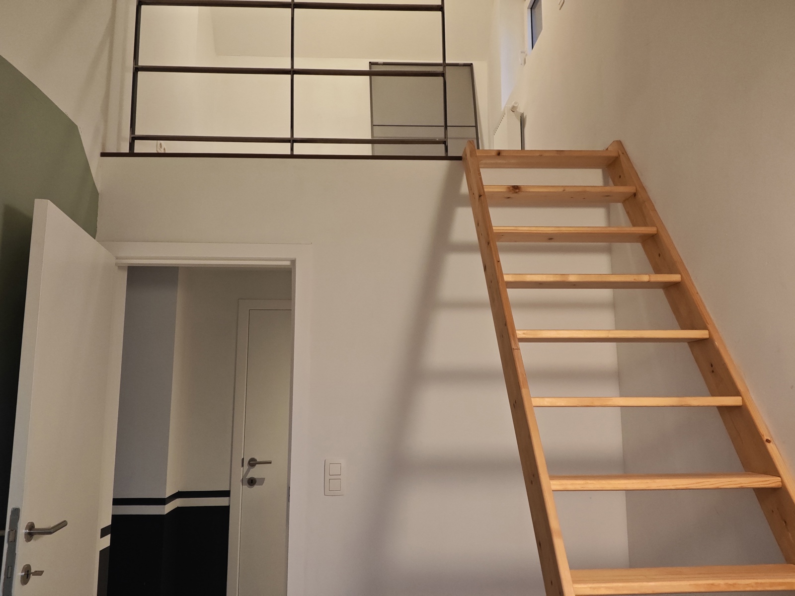 Een lichtrijk en rustig appartement, klaar om een nieuw verhaal te schrijven! - foto 5