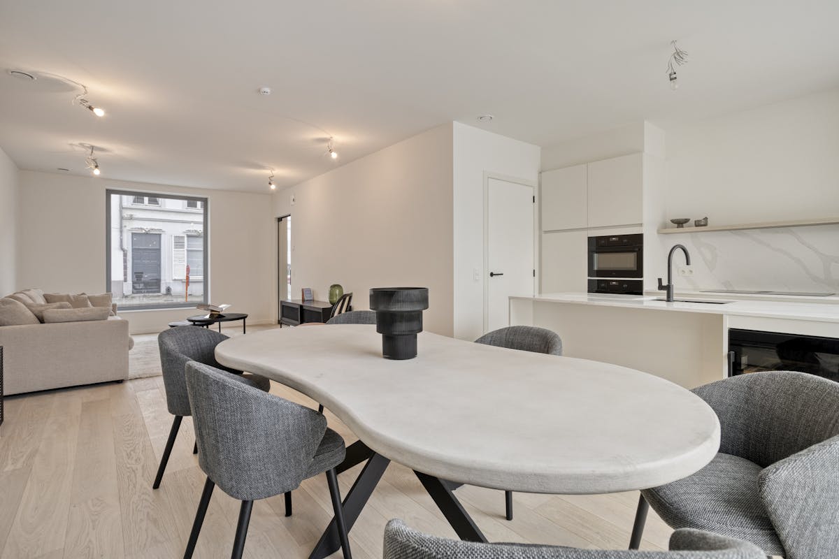 Stijlvol huis te centrum Brugge met 3 slaapkamers en garage - foto 5