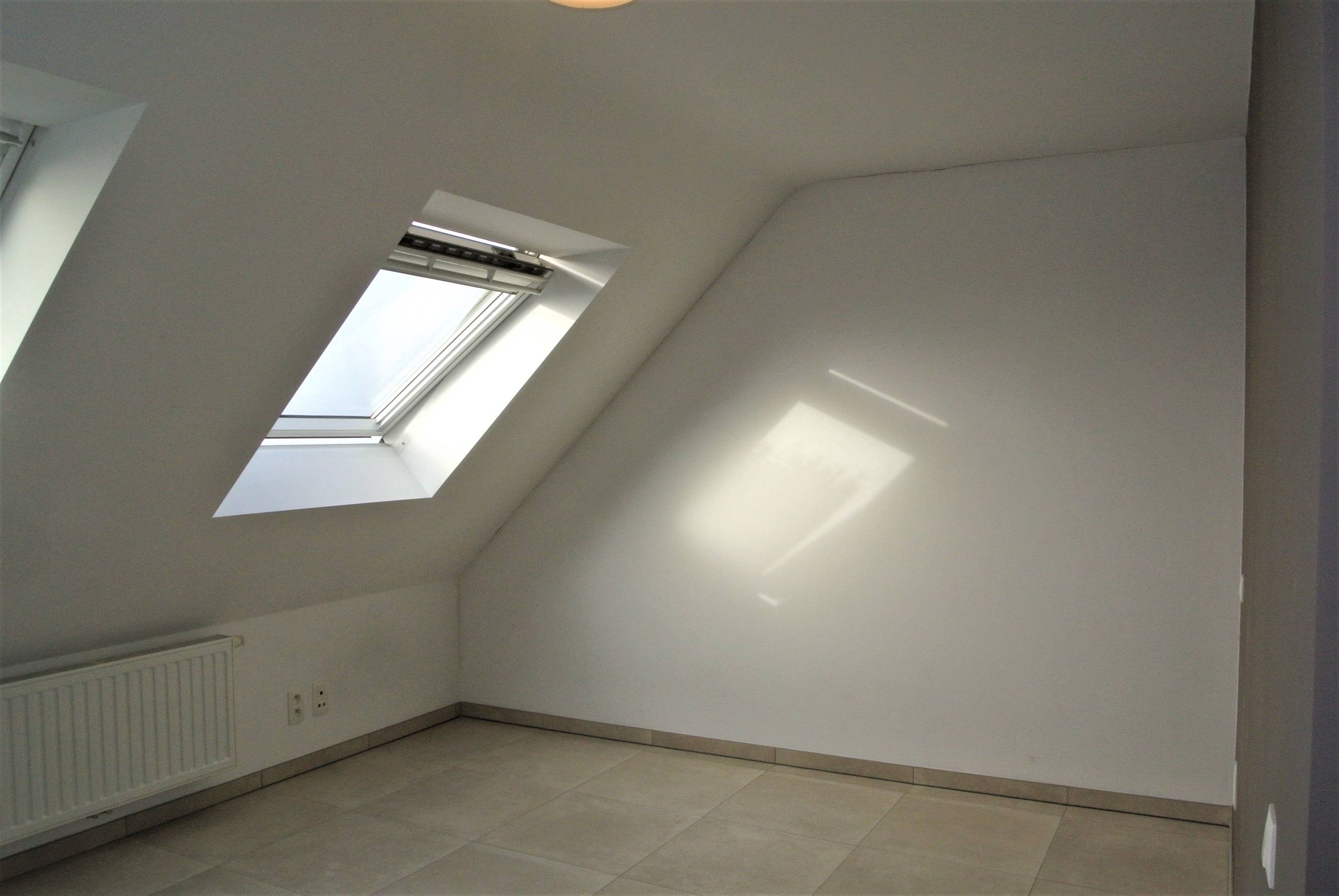 Dakappartement in het centrum van Torhout - foto 5