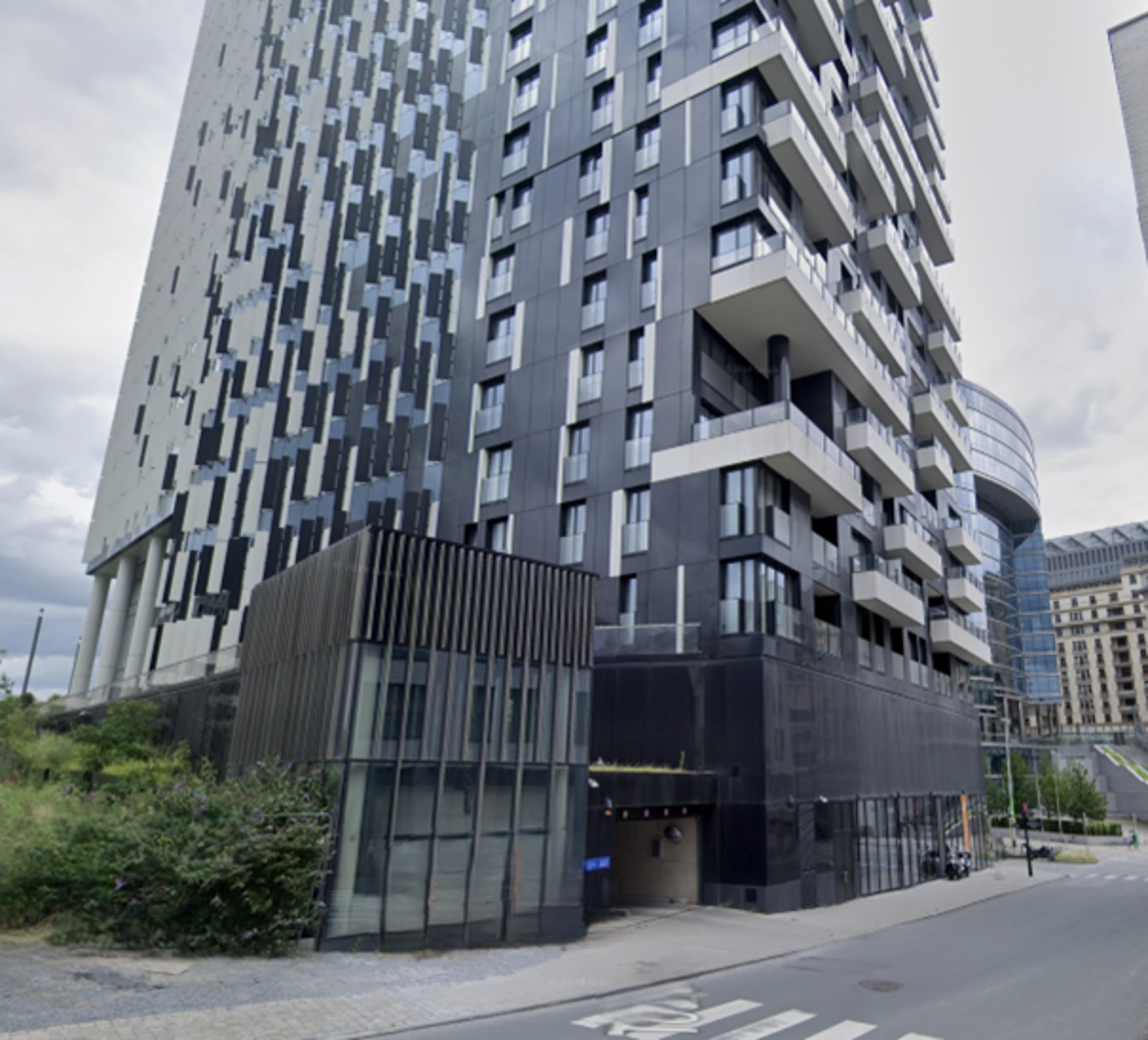 Garage for rent in Brussels - photo 3