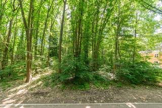 Deze rustig gelegen bouwgrond voor een open bebouwing, gelegen in het groen op de Heikantberg te Rotselaar, heeft een oppervlakte van 21a42ca met...