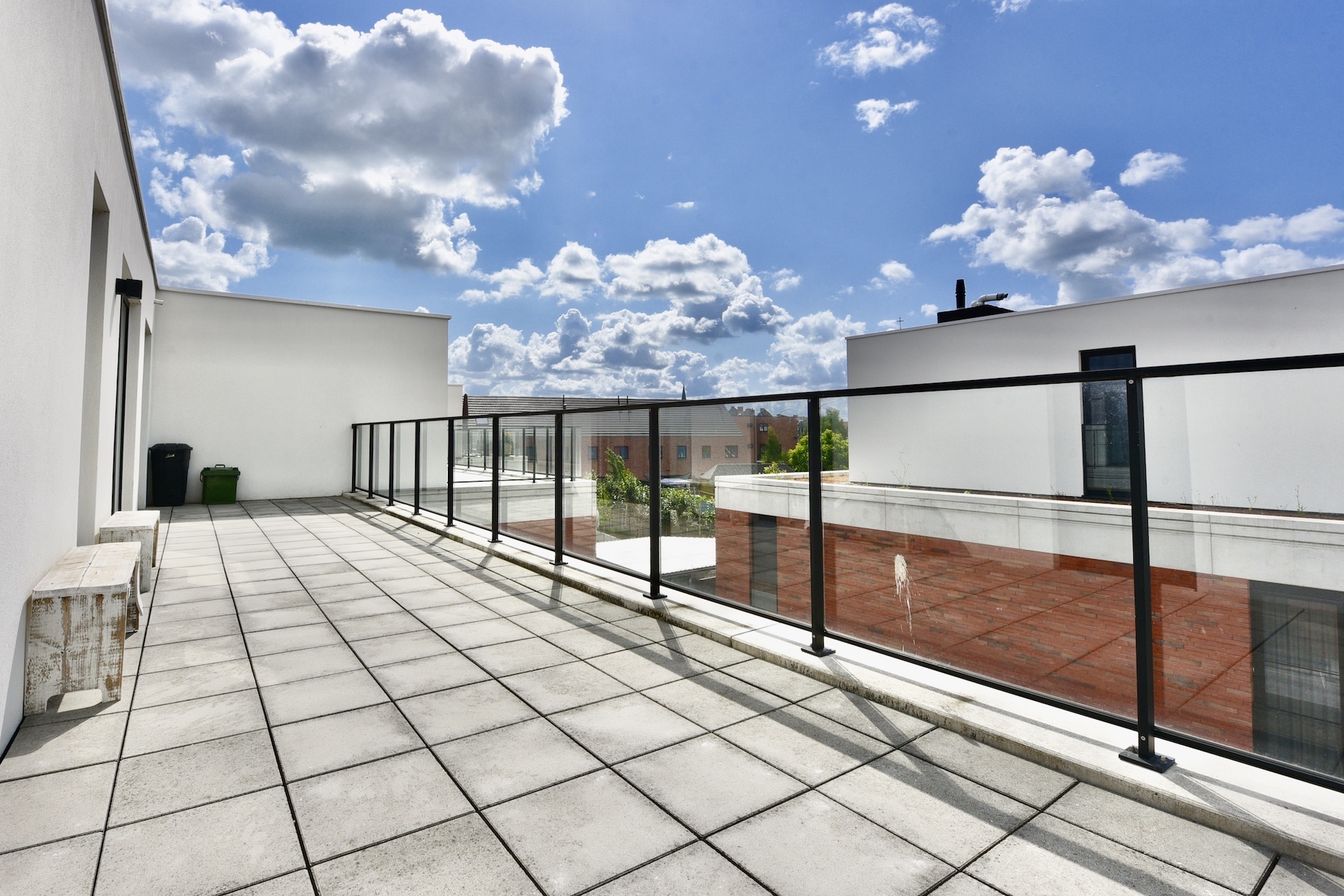 Luxueus penthouse met groot terras, 2 slpk, garage + kelder. Bieden vanaf 325.000 EUR* - foto 5