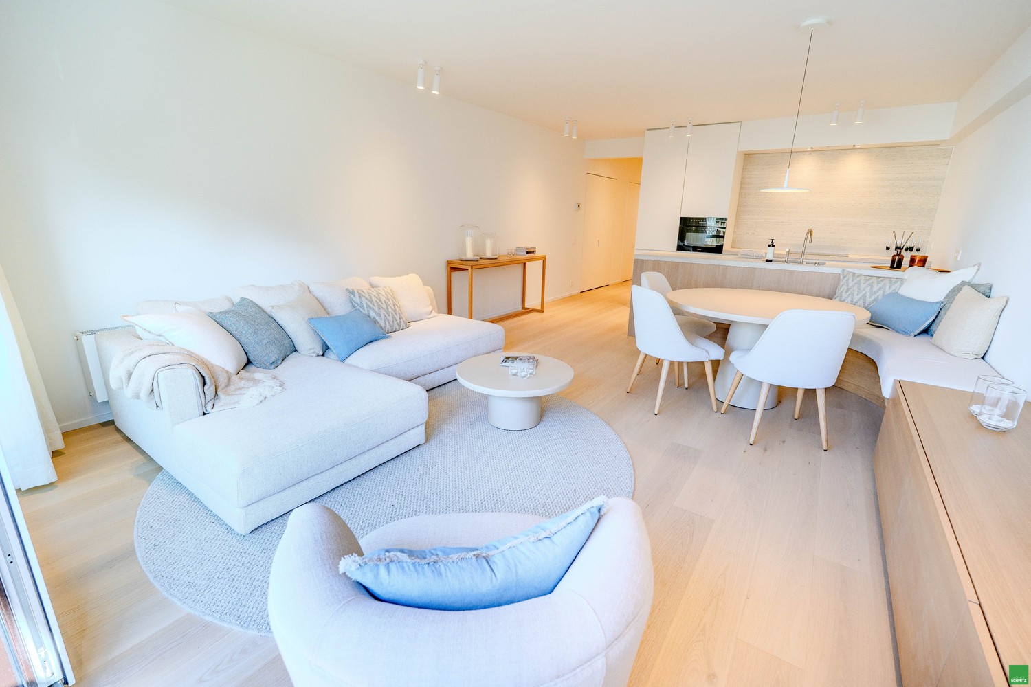 Prachtig gerenoveerd appartement met 3 slaapkamers op een zeer centrale ligging op wandelafstand van het strand. - foto 3